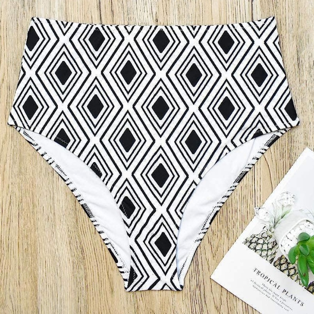 Amazon high waist bikini bottom | size XL  | NWT